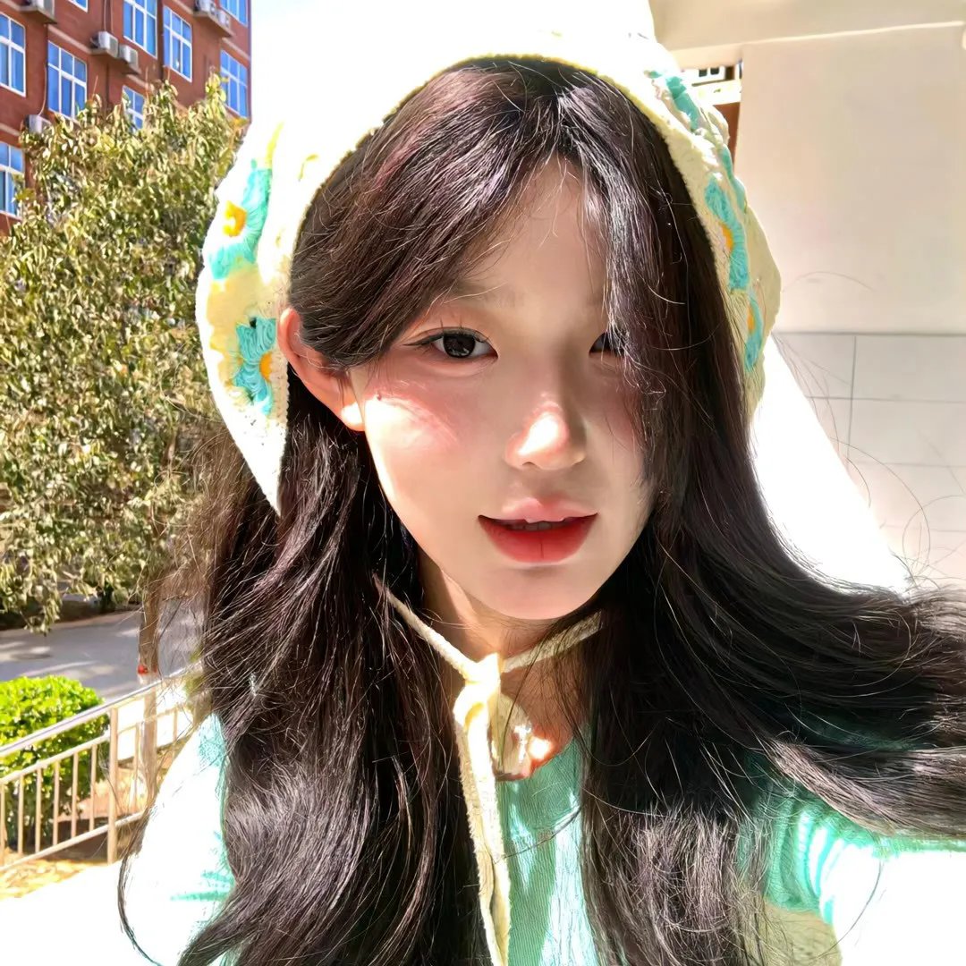 隔壁的吸血鬼美眉